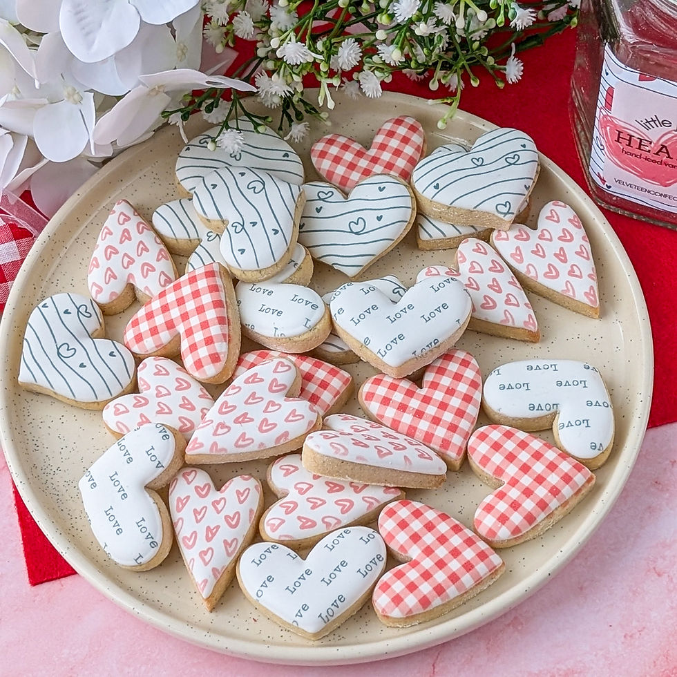 Thumbnail: Little Jar Of Hearts Biscuits Set