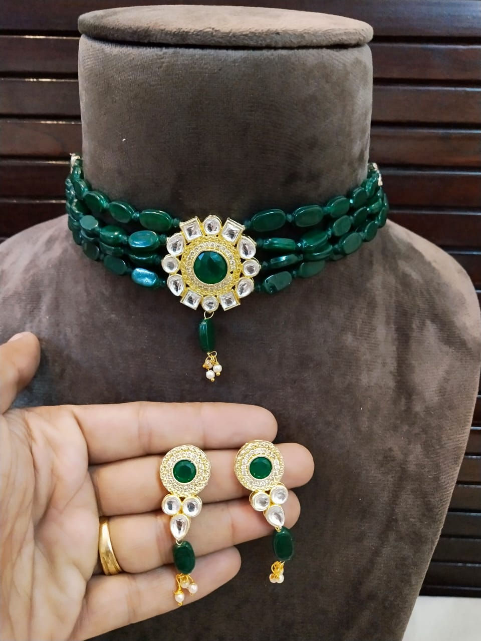 Thumbnail: Choker Set (AN4S) 