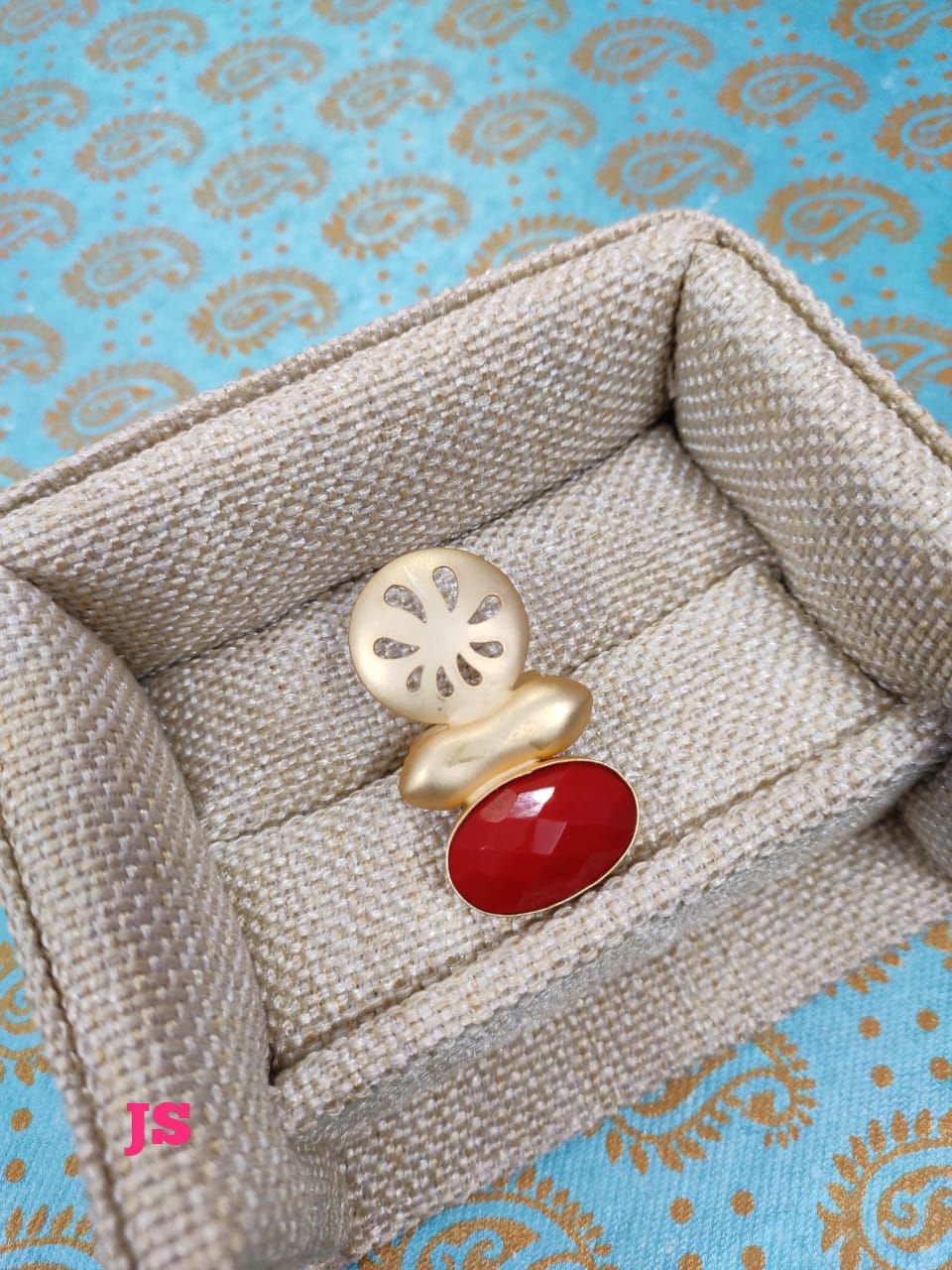 Thumbnail: Adjustable Finger Ring (BH35F) 