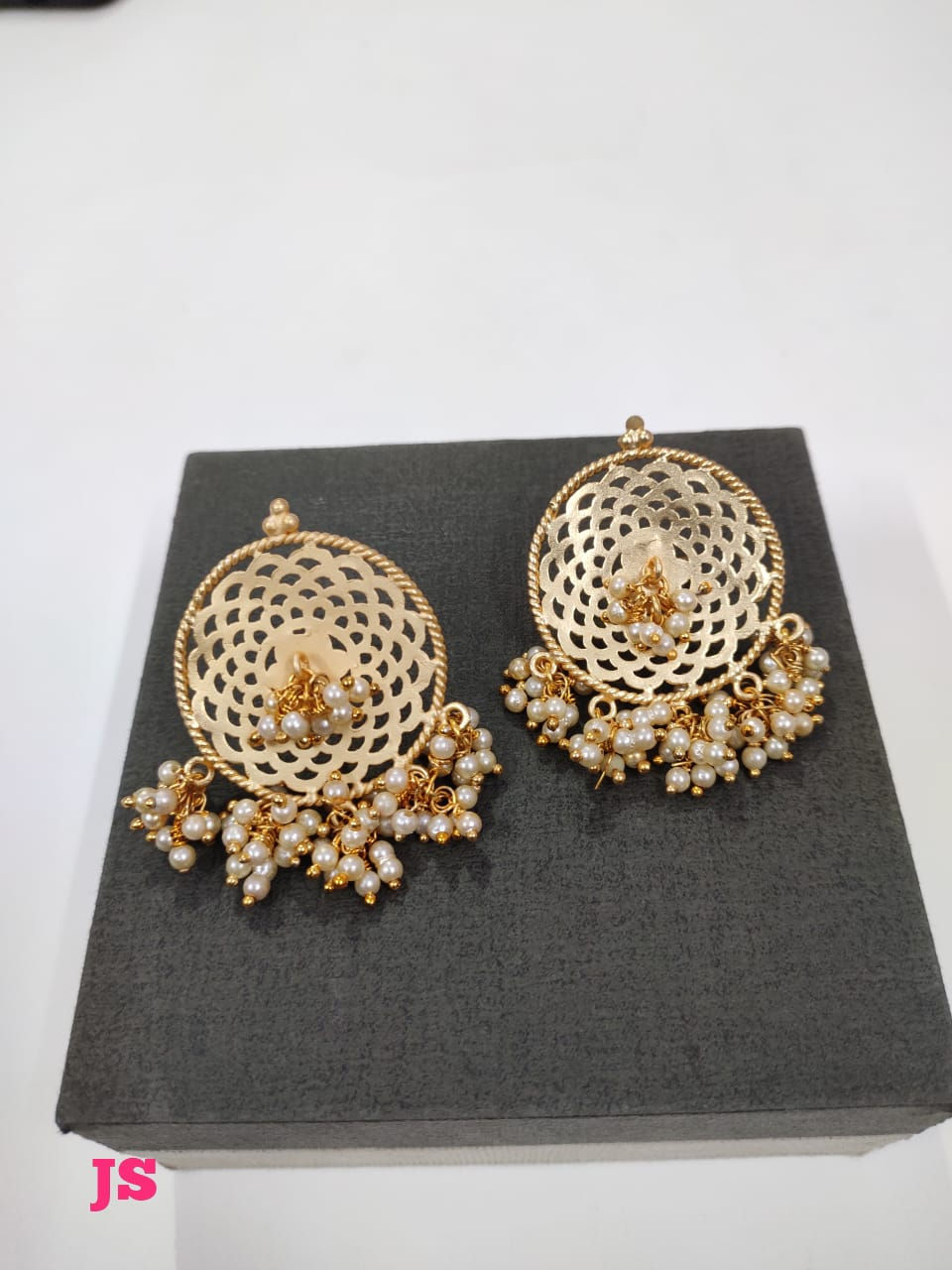 Thumbnail: Earrings (BH35F) 