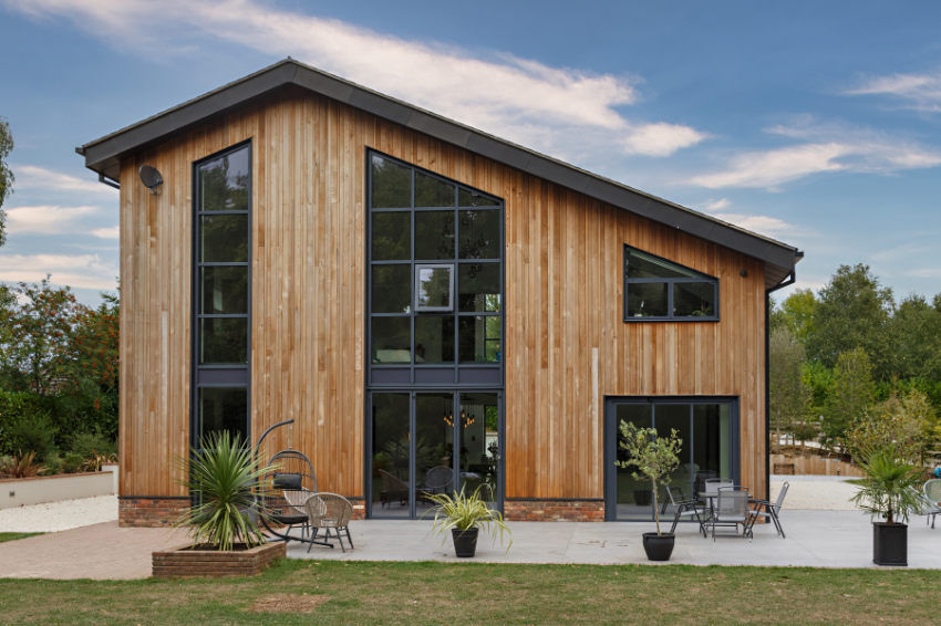 IDSystems Brings Light To Breathaking Barn Conversion