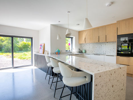 A Work Of Art: CRL Stone’s Venetian Grande Worktop Takes Centre Stage In This Stunning kitchen Renovation 