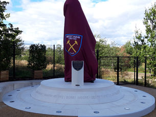Haddonstone Supporting Sporting Greats