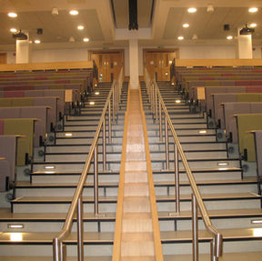 Skyfold Divides Belfast University Lecture Theatre