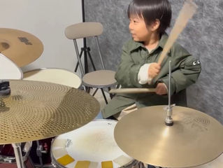 5歳でも8ビート叩けるように