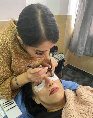 Cuanto gana una Lashista en CDMX