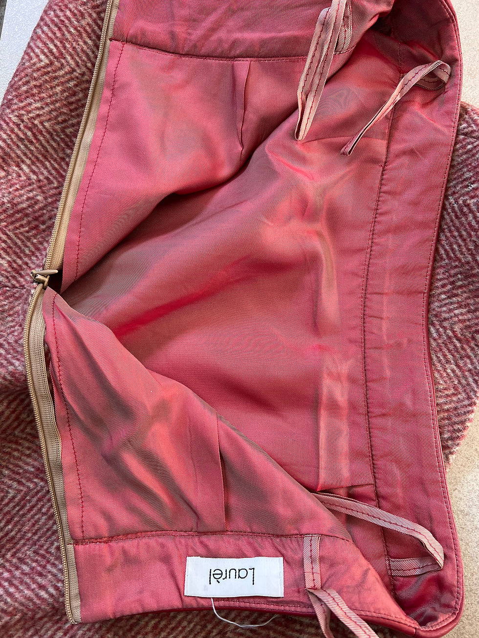 Thumbnail: Laurèl  red wool skirt


