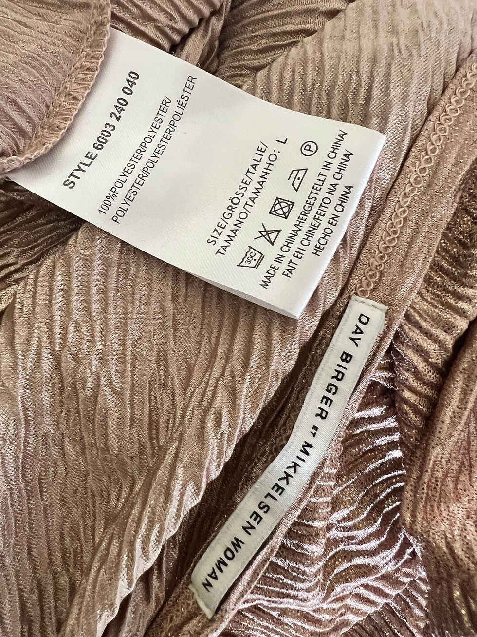 Thumbnail: Day Birger Et Mmikkelsn gold color blouse