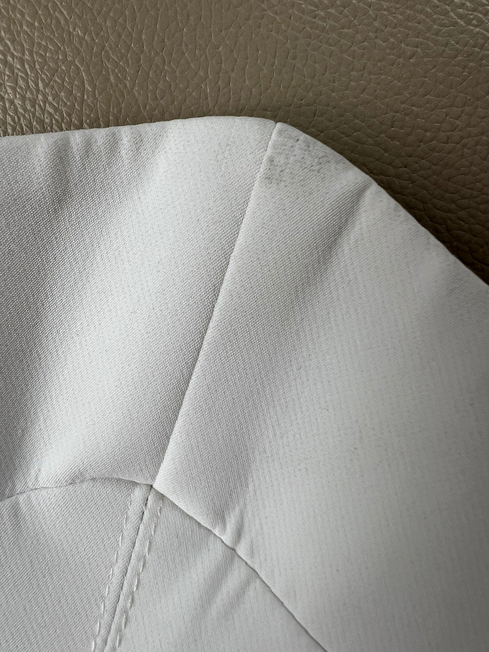 Miniaturbild: Betty Blue weiß neues Top 44Größe
