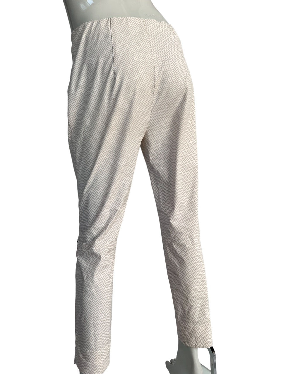 Seductive Sabrina pants
