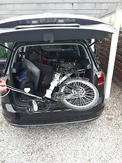 tandem morpheus chargé dans golf sportsvan