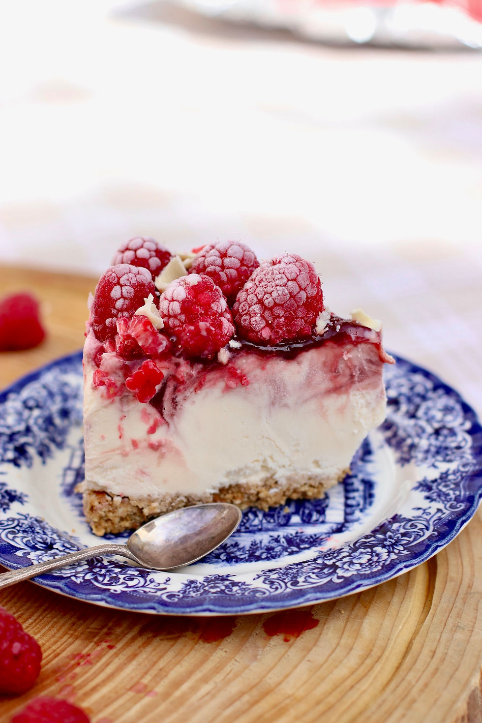 Part de Cheesecake Framboise Chocolat Blanc Sans Cuisson