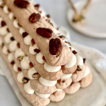 Bûche Succès Vanille Pécan Caramel