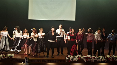 Soprano Olcay Şahin & Öğrencileri