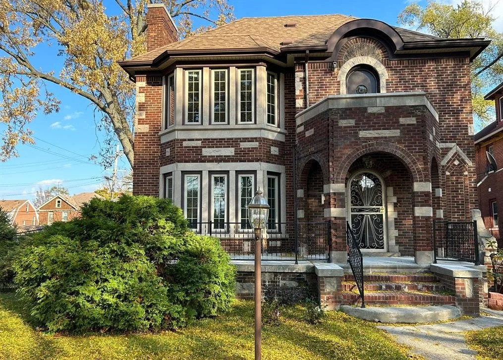 AVAILABLE #6 - Detroit 6B 4B