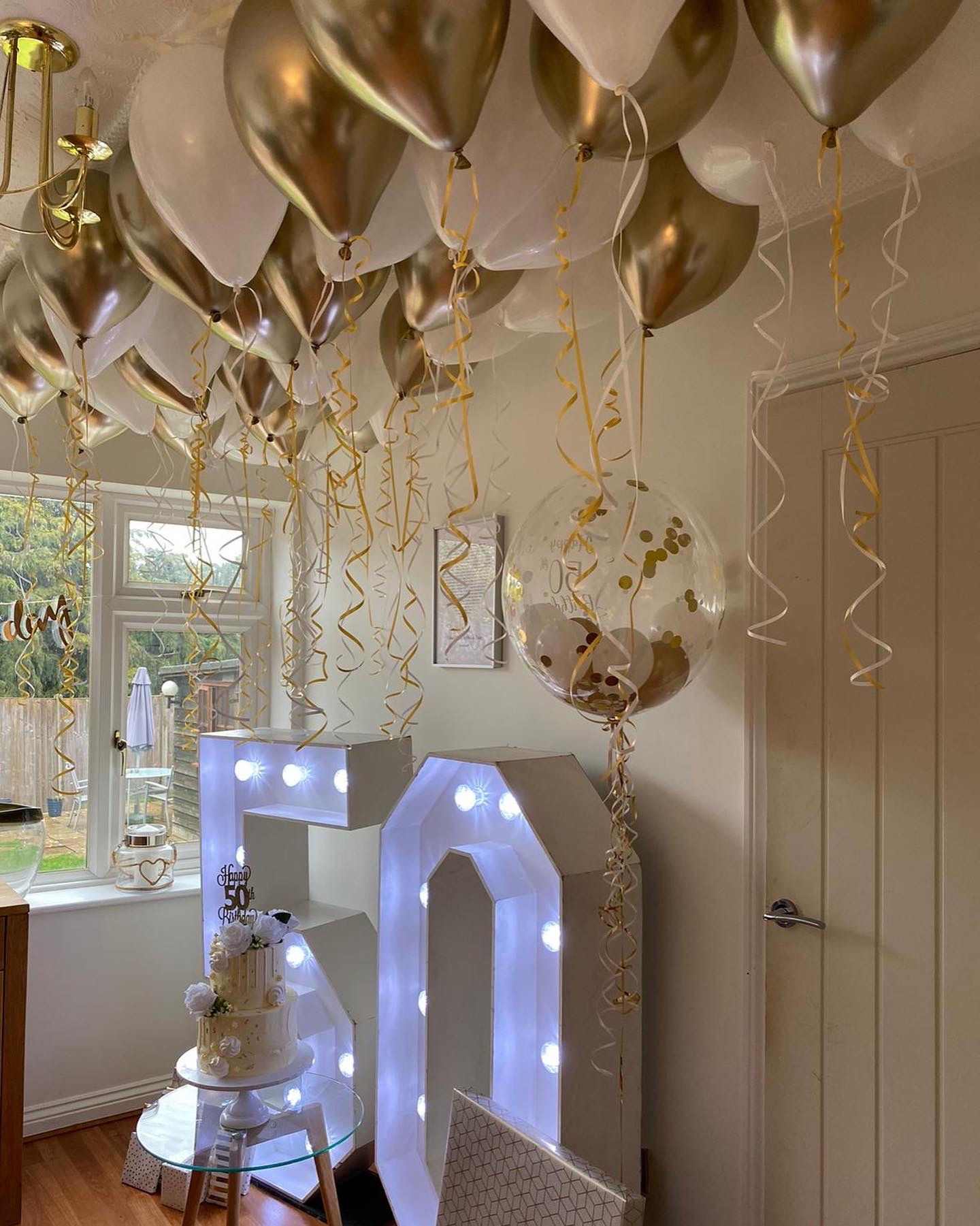 20 x Ceiling Balloons