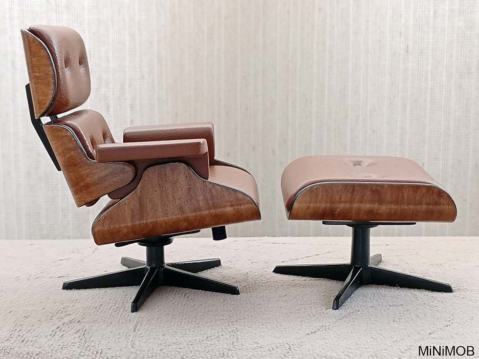 Miniatura: Miniatura Poltrona com banqueta  Charles Eames