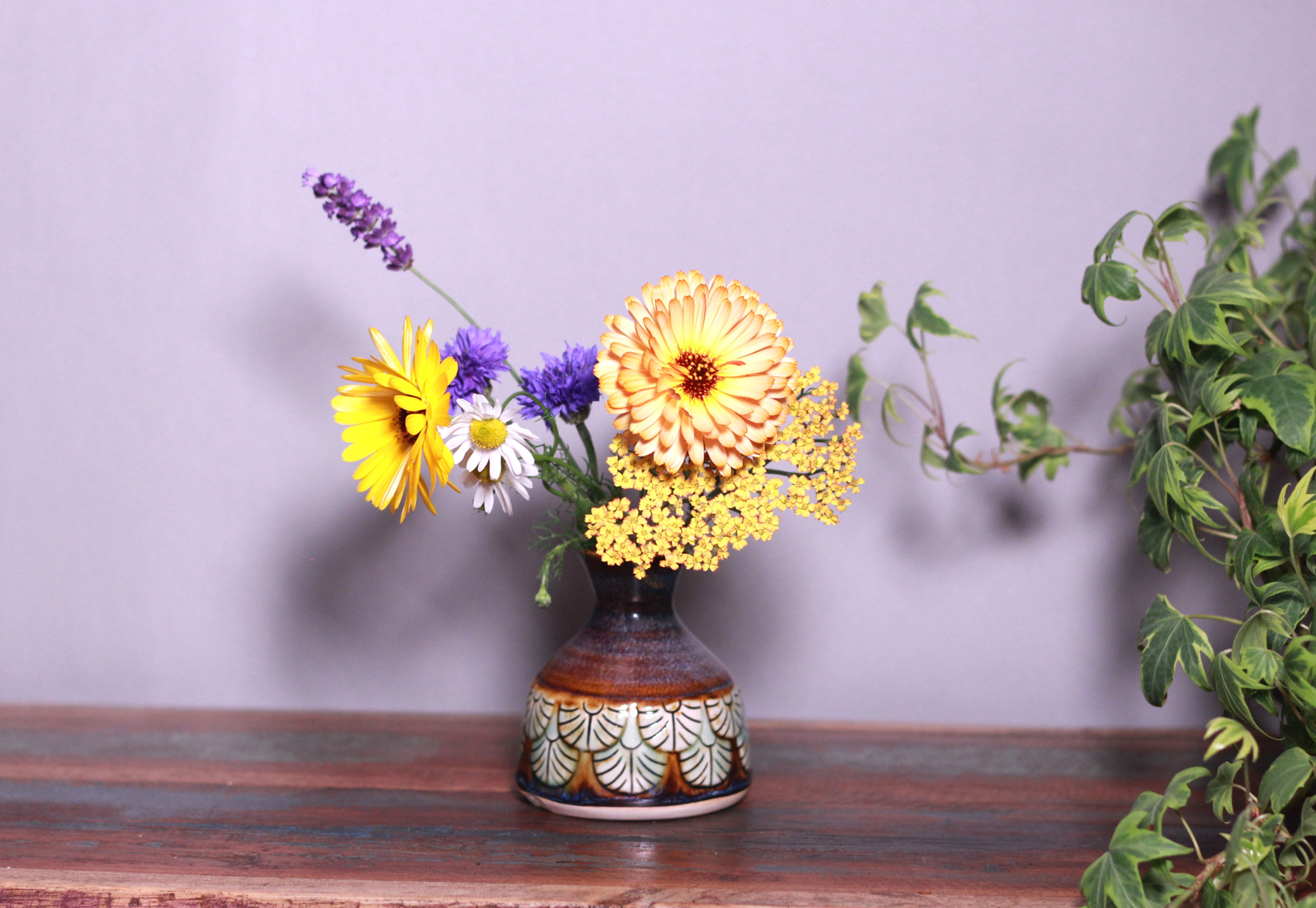 Bud vase