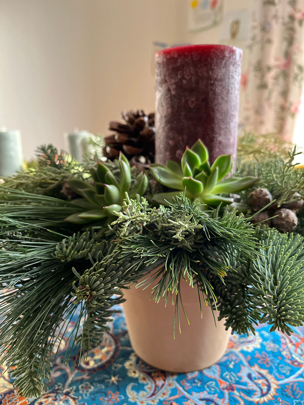 Miniaturbild: Adventskränze und -gestecke  / Advent arrangements