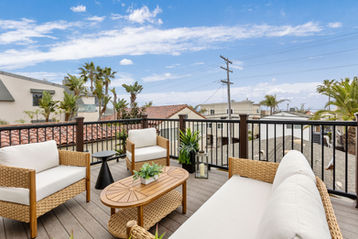 Staged deck