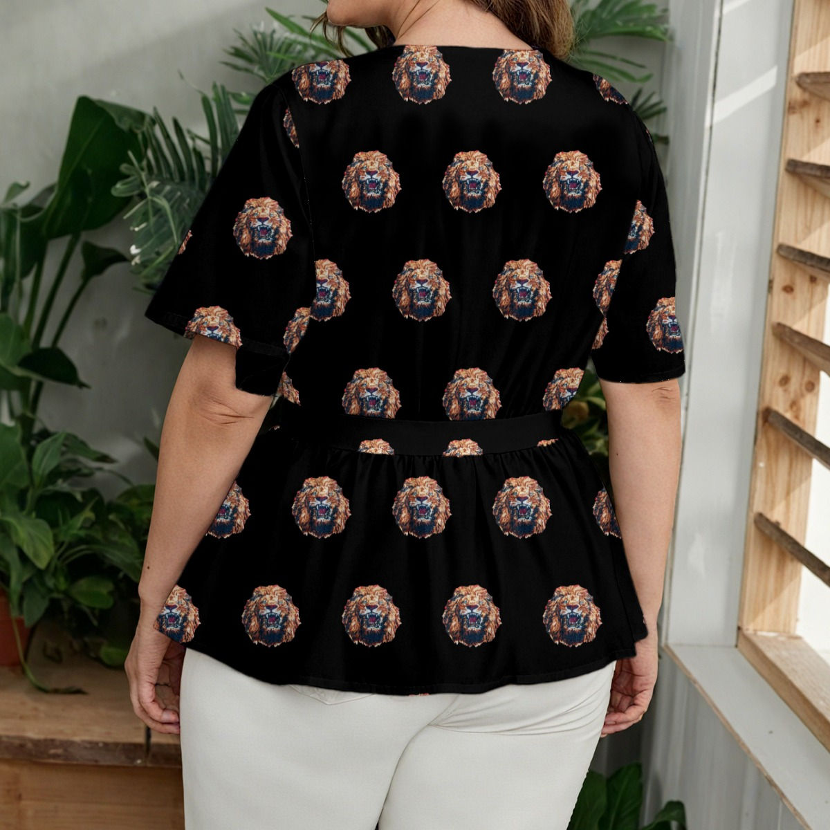 Rachvid Wears Isi-Agu Women's Wrap Blouse