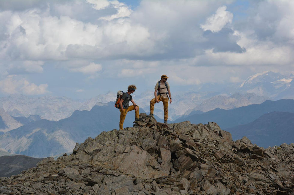 c1946033-021c-46f5-baa2-d17102121f8b