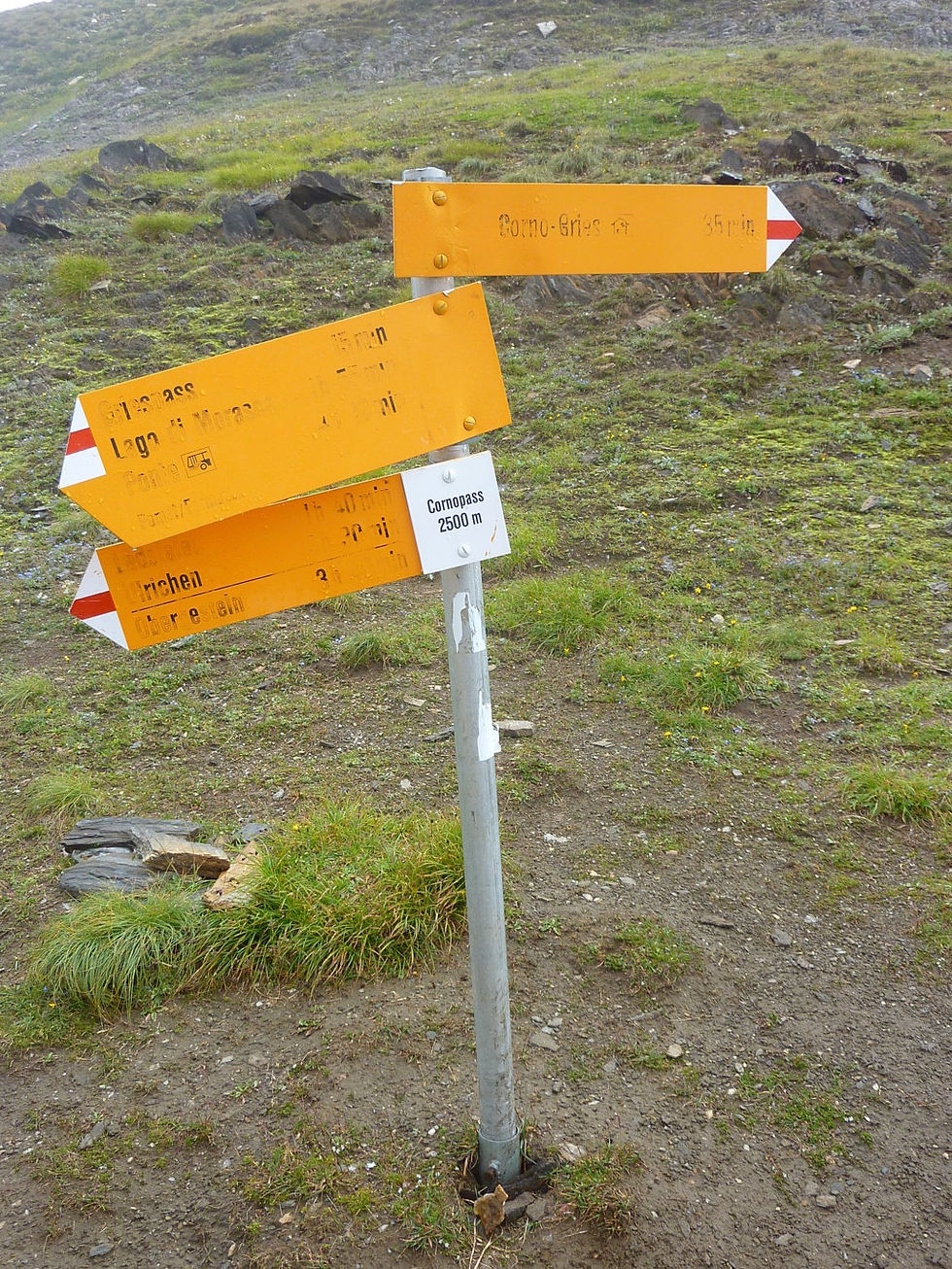 Corno pass (2500m)