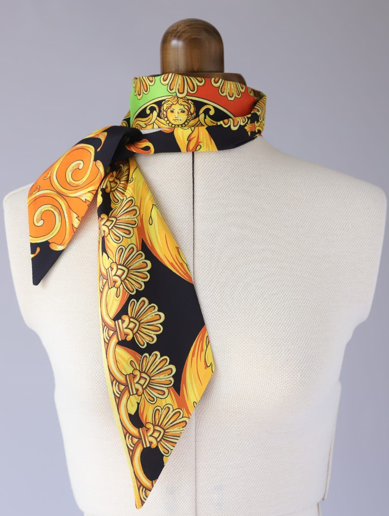 tour-de-cou-soie-sauvage-shantung-jaune-noir-orange-style-haute-couture-fait-main-france-luxe