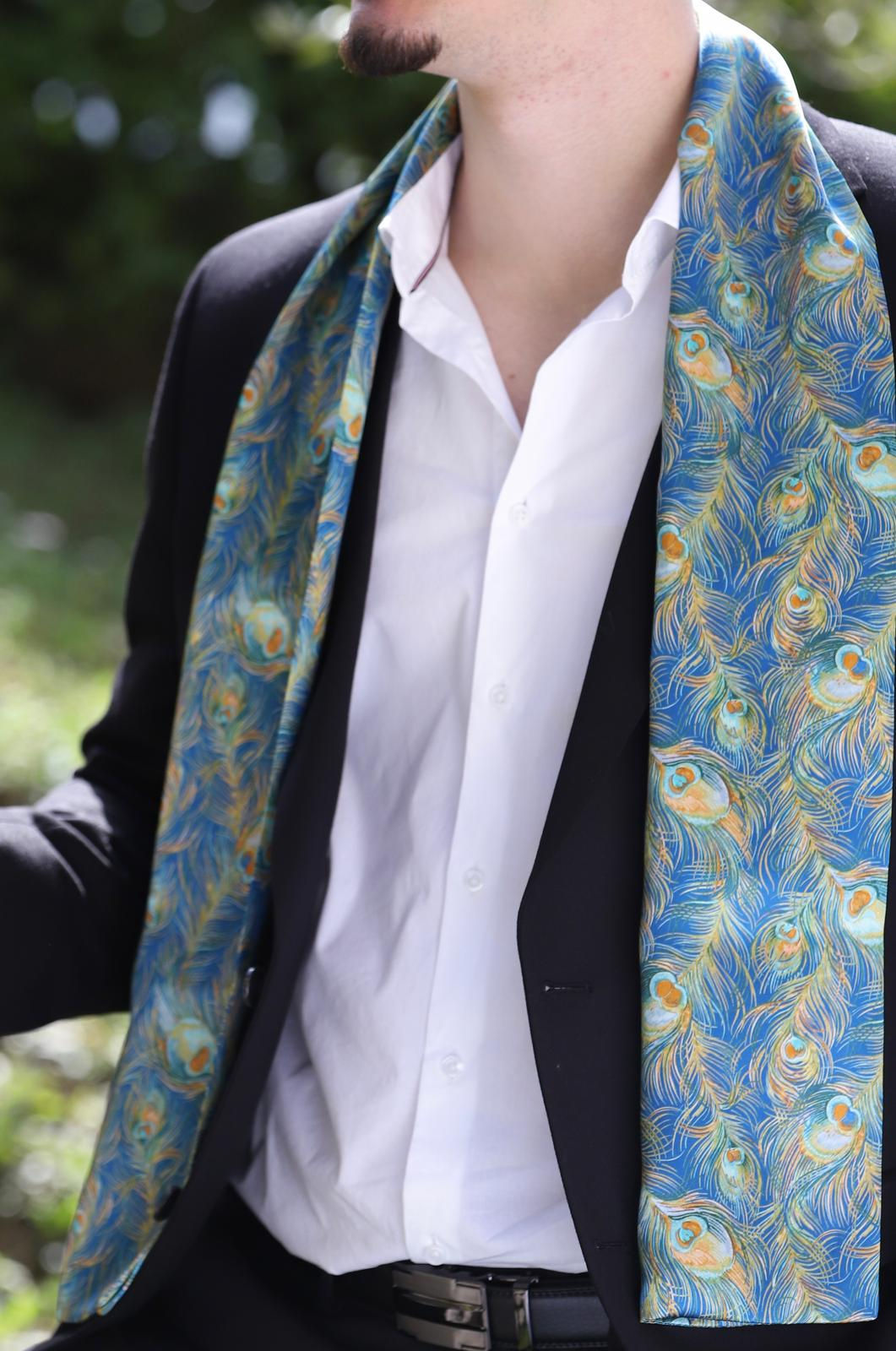 foulard-écharpe-homme-soie-Liberty-of-London