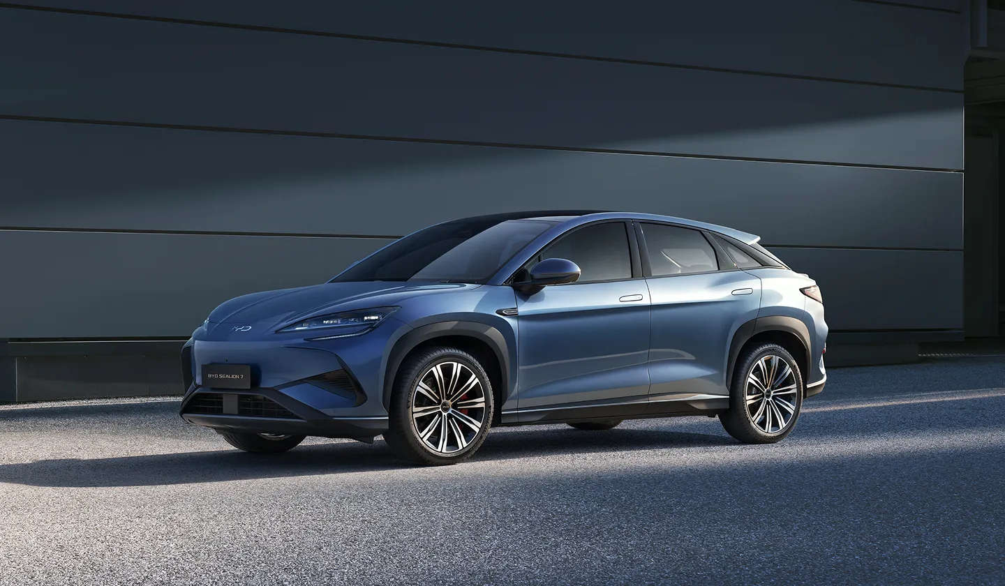 BYD SEALION 7