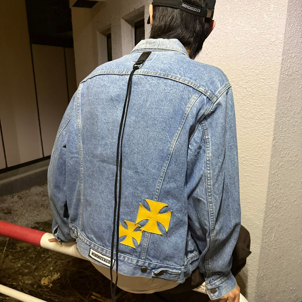 縮圖：Vintage Remake Iron Cross Yellow Patch Denim Jacket / BLUE