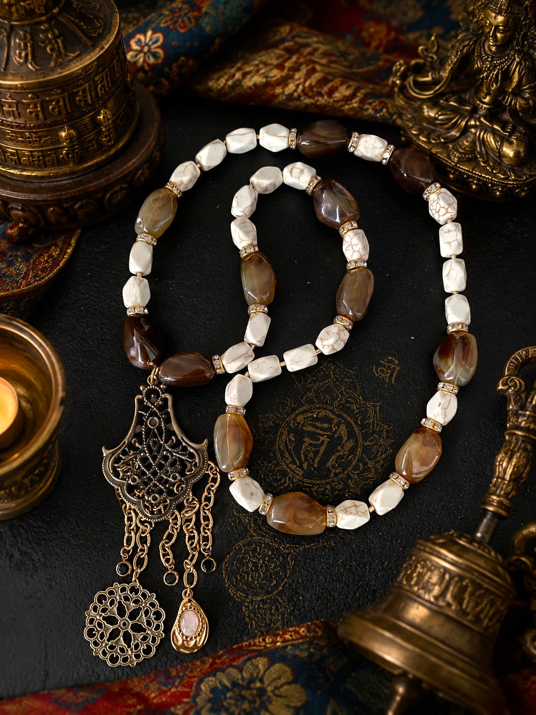 Collier tibetain
