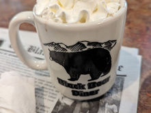 Black Bear Diner – A Cozy, Woodsy Sugar Land Staple with NorCal Charm 
