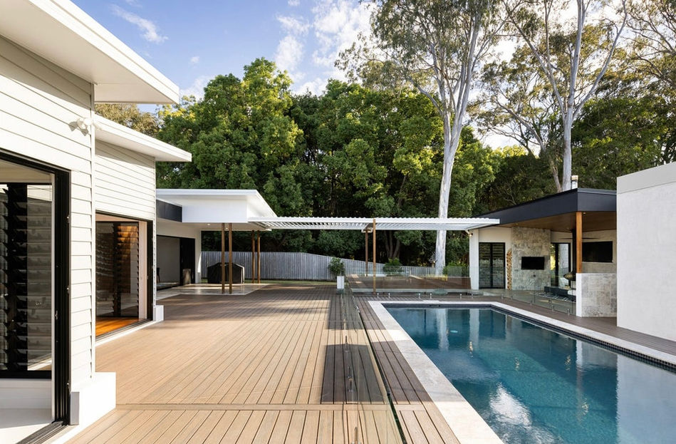 Pool fence.jpg