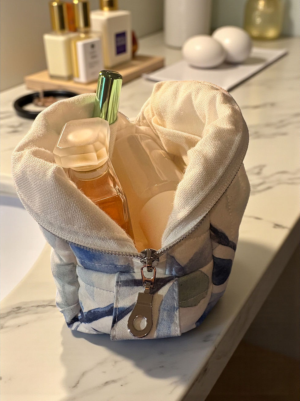 Thumbnail: Rosie Makeup Pouch  - Leaf Chic