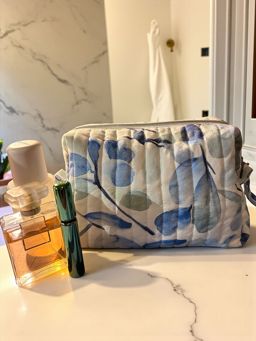 Thumbnail: Rosie Makeup Pouch  - Leaf Chic