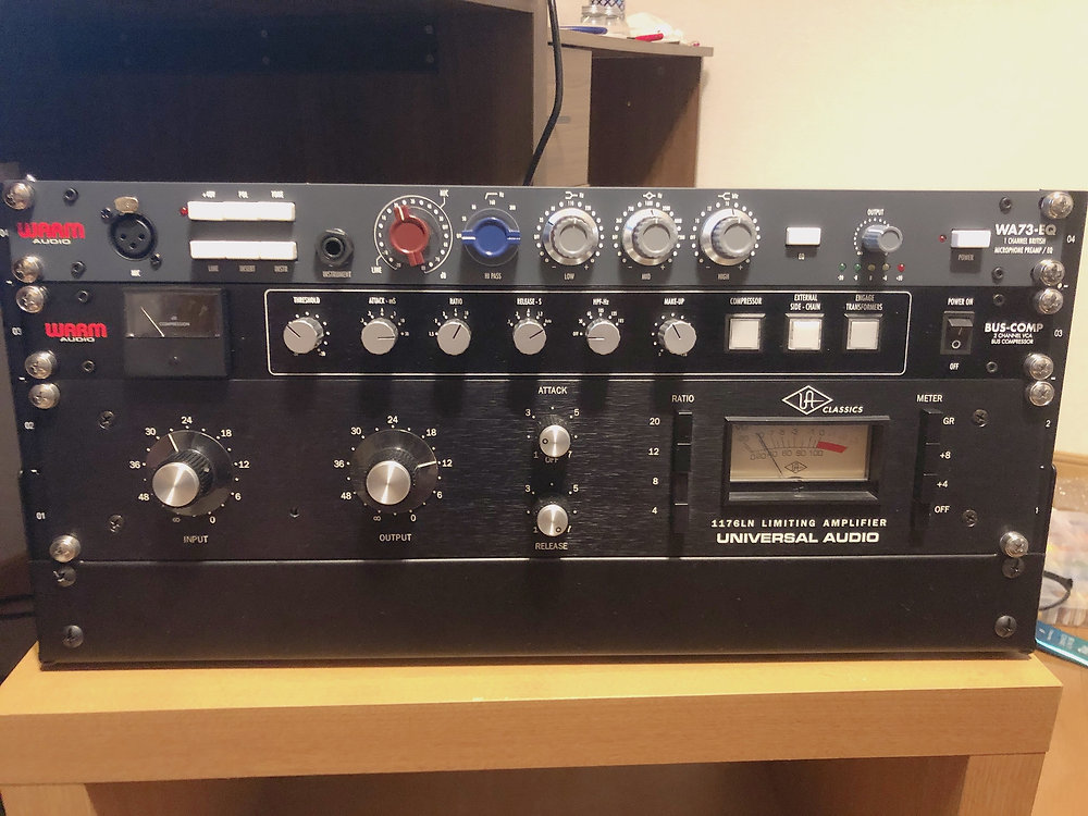 【値下中】TL Audio ebony A2 コンプ EQ アウトボード 値下中】TL Audio ebony A2 コンプ EQ アウトボード