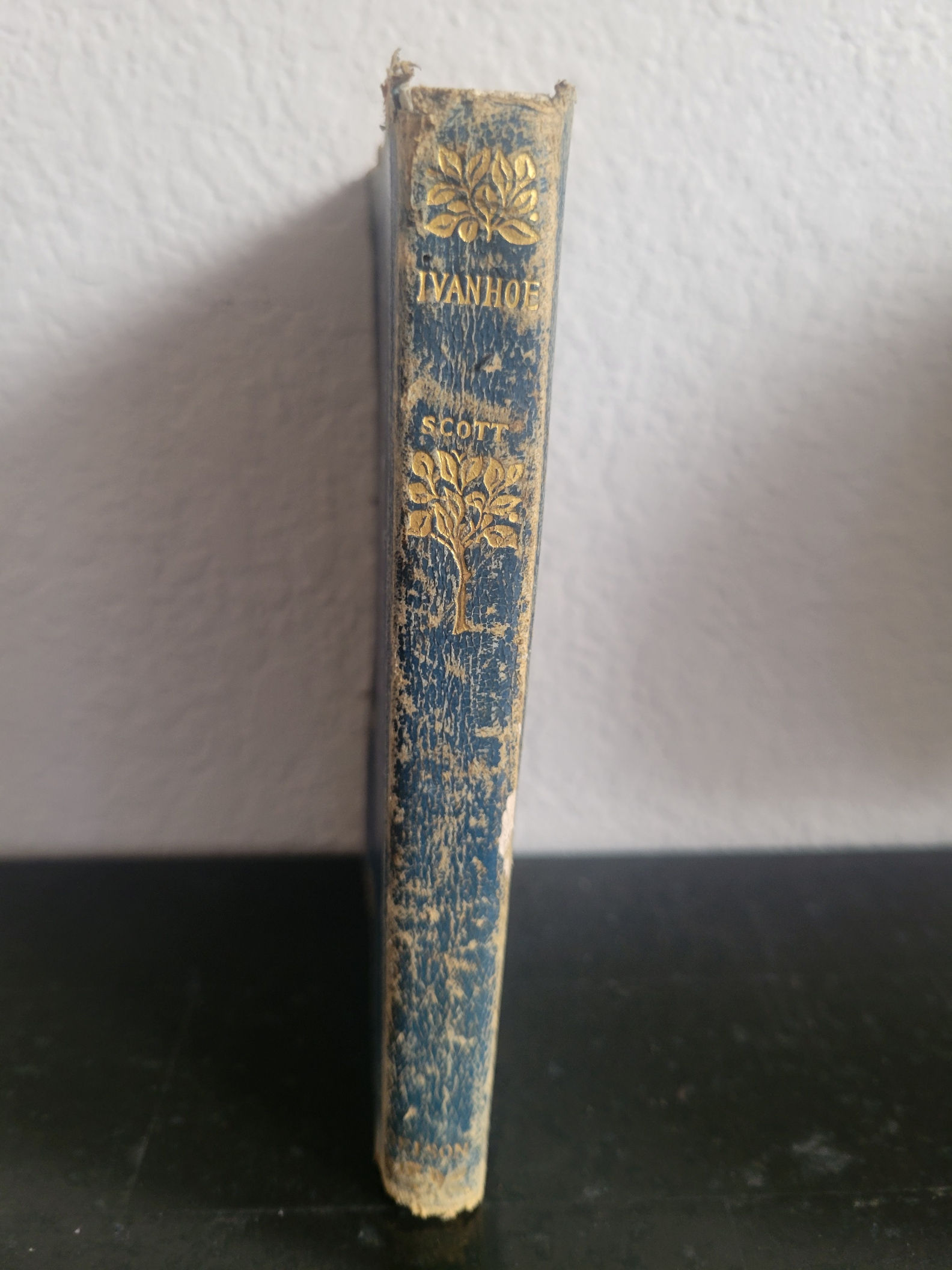 Ivanhoe by Sir Walter Scott