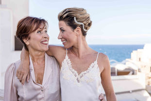 Destination wedding sea front 013.jpg