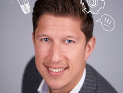 Daniël Veenstra. Art Director & Designer