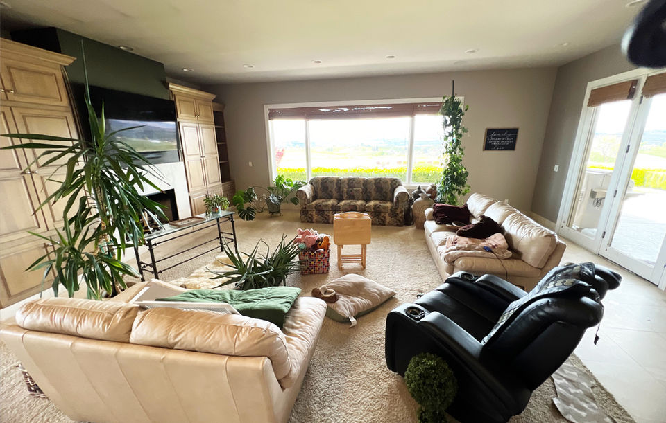 Chateau Valhalla Lounge