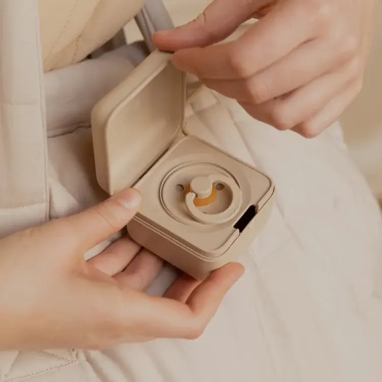 Bibs pacifier box