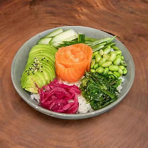 B90. Laks poke bowls
