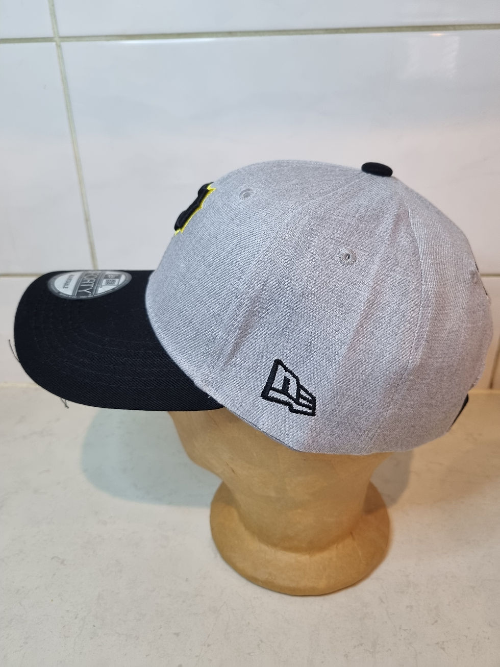 섬네일: Pittsburgh Pirates New Era 9FORTY Adjustable Hat - Brand New No Tags