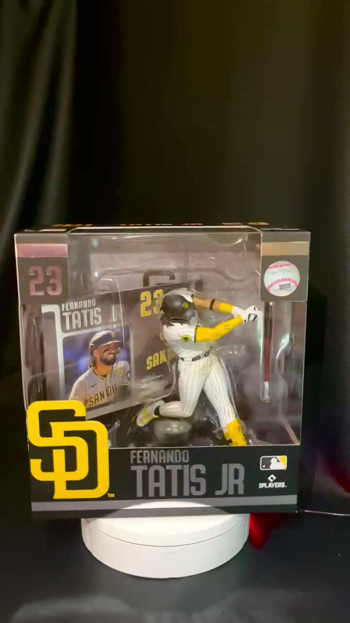섬네일: MLB SportsPicks San Diego Padres Fernando Tatis Jr. 7-Inch Posed Figure