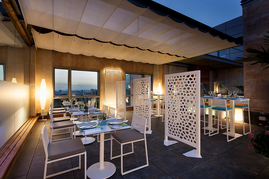 WEB HT02 BLUEMOON (4).jpg