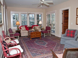 Lake Osseroga Vacation Home