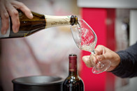 Mega vino by Studiomaybe