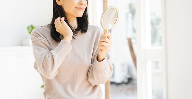 笑顔の女性