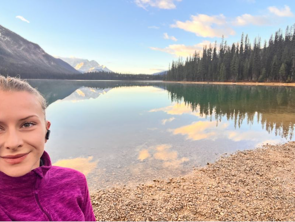 “I’m angry at myself that I can’t make a decision” Here’s why you feel stuck in deciding whether to stay or go.